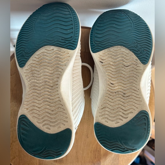 Vessi Everyday 2.0 Sneakers Womens Size 8 Shoe Waterproof Casual Comfort Runners - Picture 10 of 16